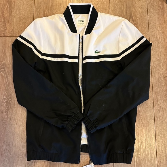 Lacoste Wind Breaker - Picture 1 of 2